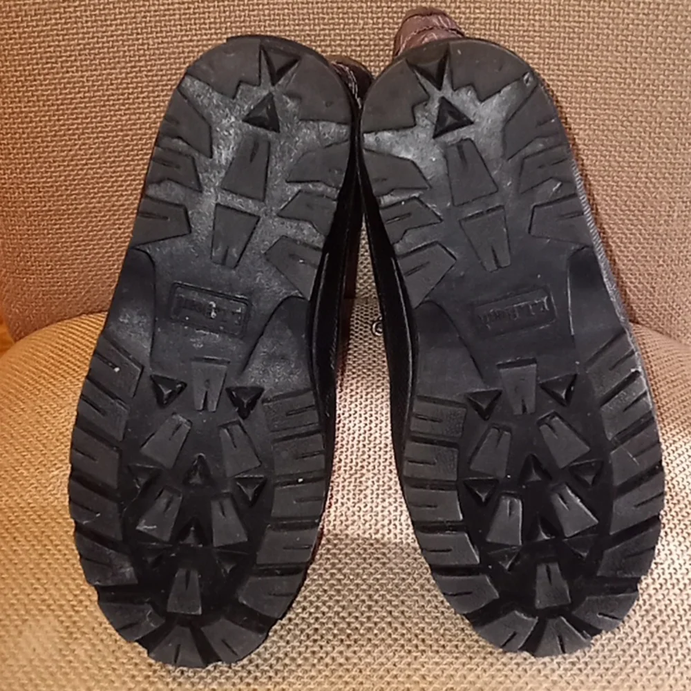 L.L. Bean Camo Winter Snow Boots Size 2